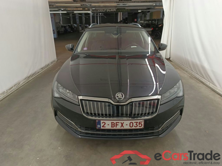 Skoda Superb Combi 1.4 TSI iV 160kW DSG6 Clever+ 5d #5