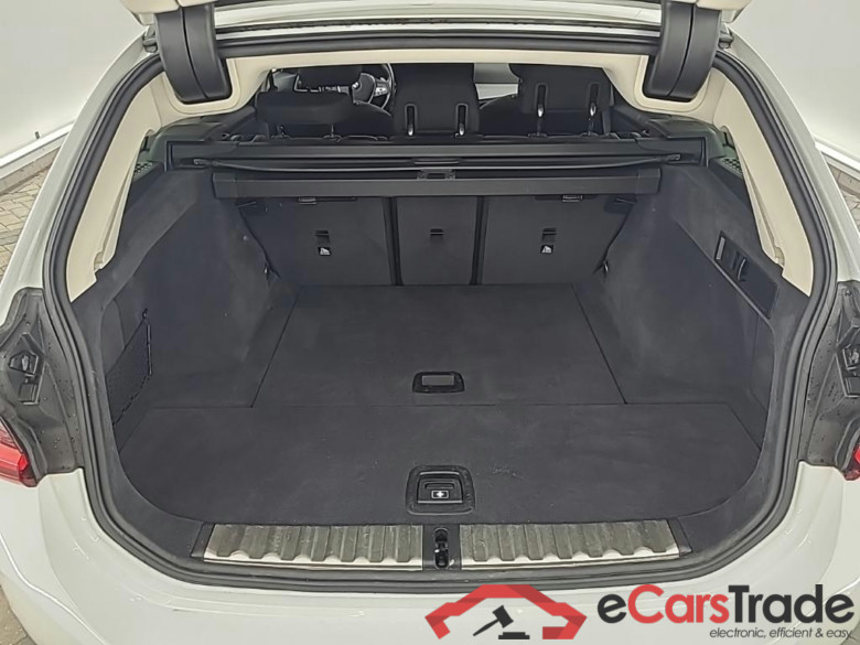 BMW 3-serie Touring 318iA 5D 115kW #5