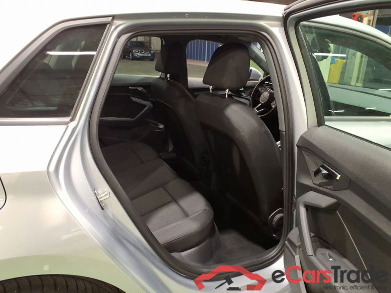 AUDI A3 SPORTBACK 1.0 30 TFSI 81KW S TRONIC ATTRACTION #5