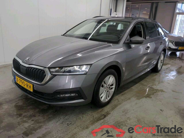 SKODA Octavia Combi 1.5 TSI Bns Edition