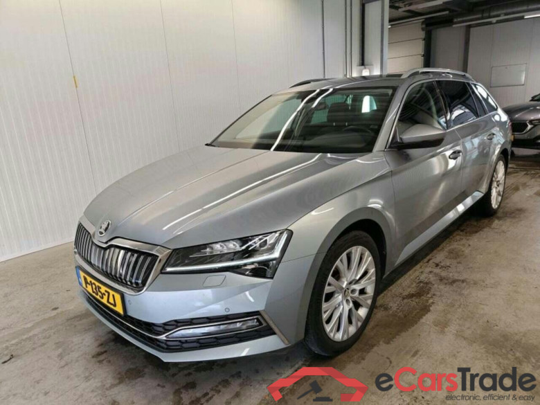 SKODA Superb Combi 1.4 TSI iV Sp. Bns #1