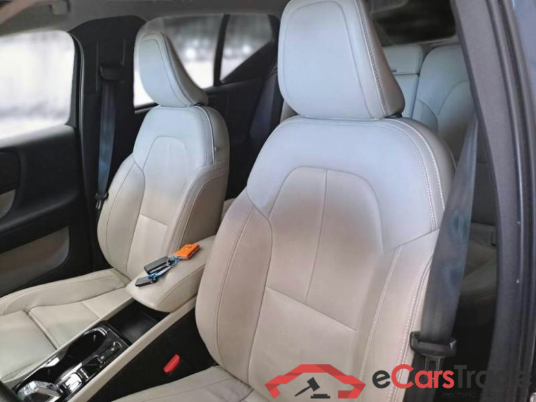 Volvo XC40 1.5 T5 Plug-In Hybrid Aut. Pano LED Virtual ACC Navi Sport-Leather KeylessGo Klima PDC ... #6