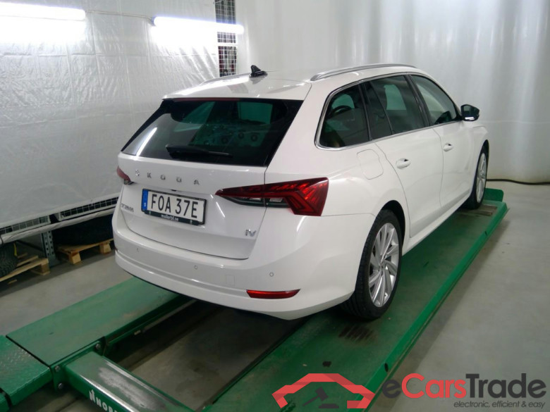 Oct.Combi TSI PHEV 204 Sty.Aut #4