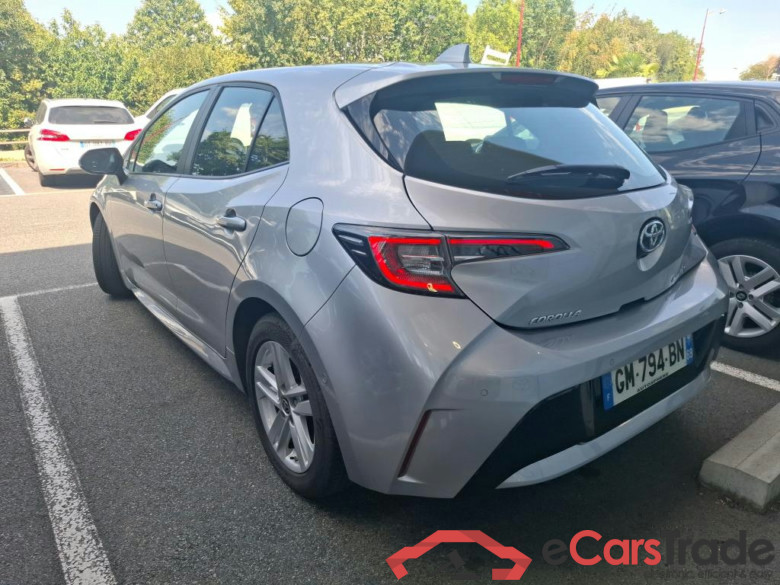TOYOTA Corolla / 2018 / 5P / Berline Hybride 122h Dynamic Business Beyond Zer #2