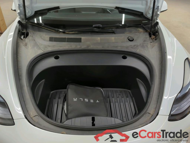 TESLA Model 3 Langstreckenbatt. Allradantrieb Dual Motor 4d 366kW #6