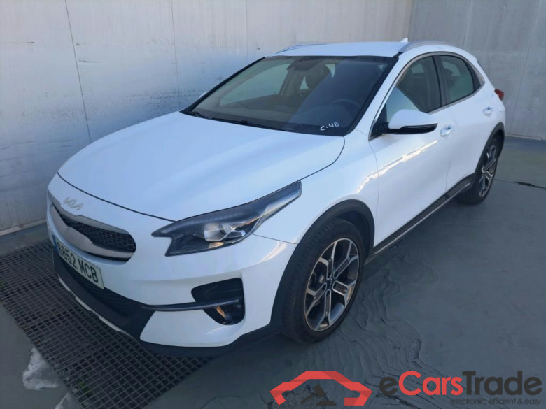 XCeed Tech 1.0 T-GDI 120CV MT6 E6d