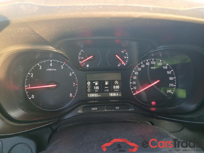 OPEL Combo / 2018 / 3P / furgón derivado de turismo 1.5 TD S/S 75kW (100CV) Express L H1 650 (CX) #4