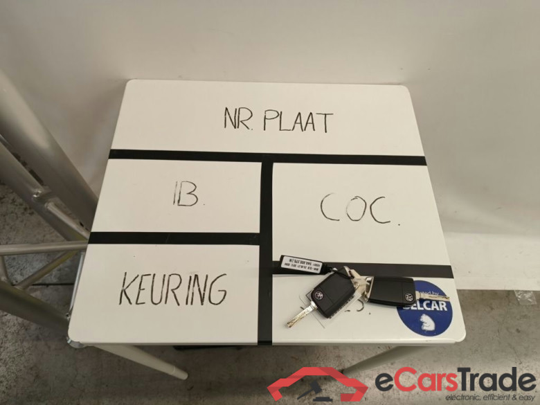 VOLKSWAGEN TIGUAN DIESEL - 2021 2.0 TDI 200 SCR 4Motion R-Line BMT DSG 5d #4