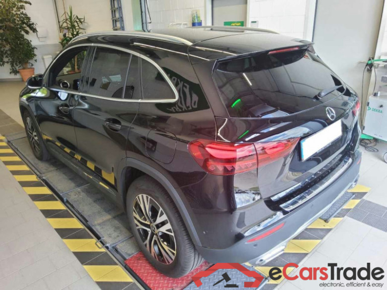 Mercedes-Benz GLA (BM 247)(02.2020->) DE - SUV5 GLA 200 d EU6e, Progressive, (Facelift) 2024 - 2026 #4