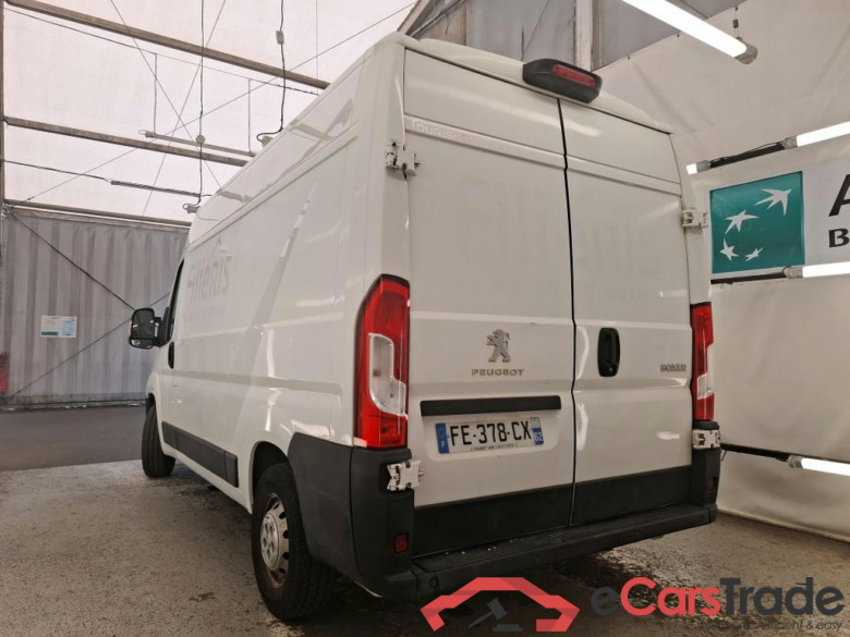 PEUGEOT Boxer / 2014 / 4P / Fourgon tôlé BLUEHDI 110 PREMIUM PACK 330 L2H2 #2