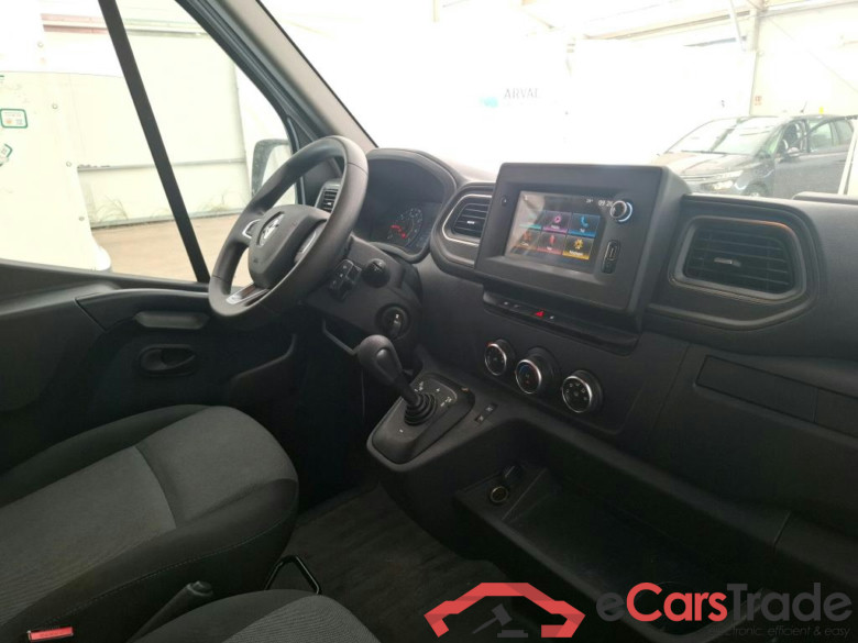 RENAULT Master / 2019 / 4P / Fourgon tôlé FG Tr GCF F3300 L2H2 Blue dCi 150BVR #5
