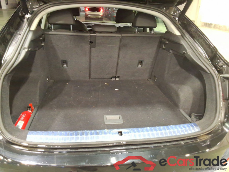 AUDI Q3 Sportback 2.0 35 TDI S TRONIC S LINE BUSINESS ED #3