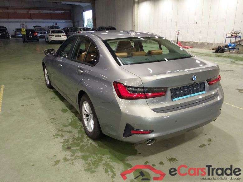 BMW 3 SERIES BERLINE 2.0 318DA (110KW) BERLINE #2