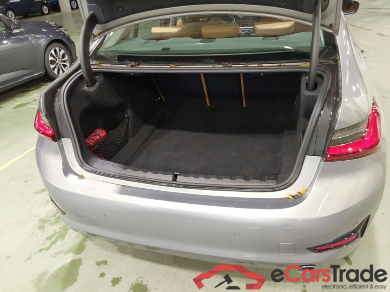 BMW 3 SERIES BERLINE 2.0 318DA (110KW) BERLINE #3
