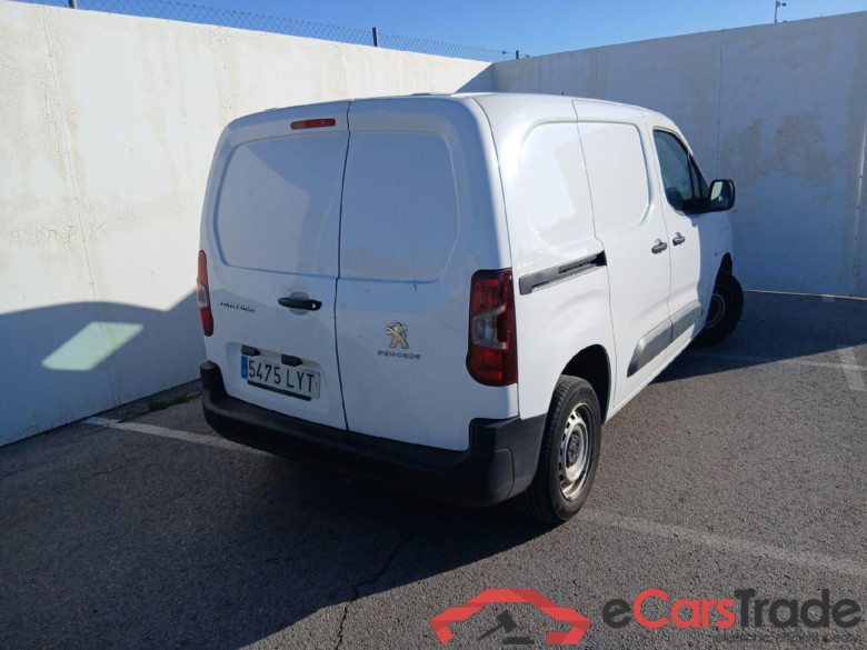 PEUGEOT Partner / 2018 / 3P / furgón derivado de turismo Pro Standard 600kg BlueHDi 73kW (CM2) #2
