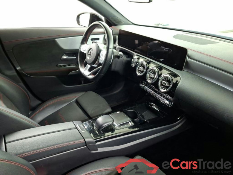 MERCEDES-BENZ CLA Shooting Brake CLA 200 DCT Business Solution AMG 5D 120kW #6