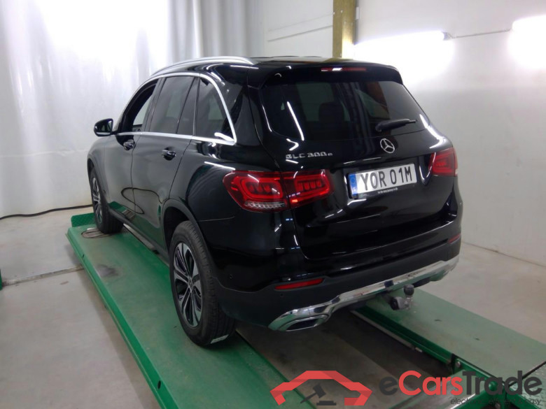 GLC 300 e 4Matic SE Edition #3