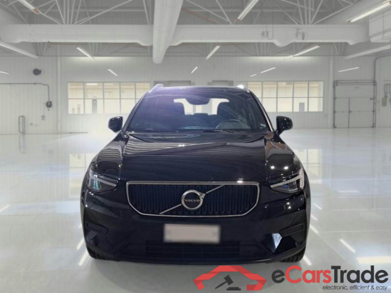 VOLVO XC40 / 2021 / 5P / SUV T2 CORE #6