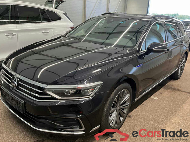 Passat Variant GTE 1.4 TSI 160KW AT6 E6d #1