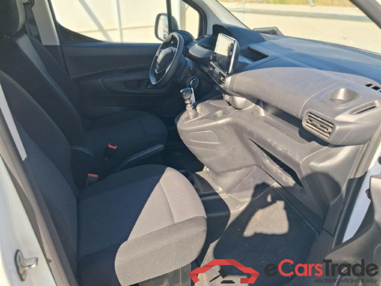 PEUGEOT Partner / 2018 / 3P / furgón derivado de turismo Pro Standard 600kg BlueHDi 73kW #6