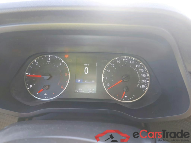 RENAULT Trafic / 2021 / 4P / furgón Furgón L1H1 Blue dCi 81 Kw (110 CV) #4
