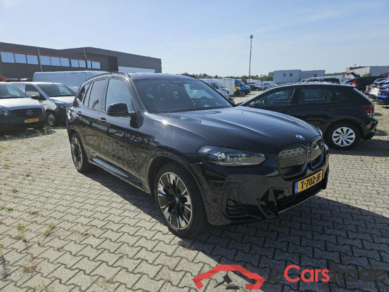 BMW iX3 210 kW #4