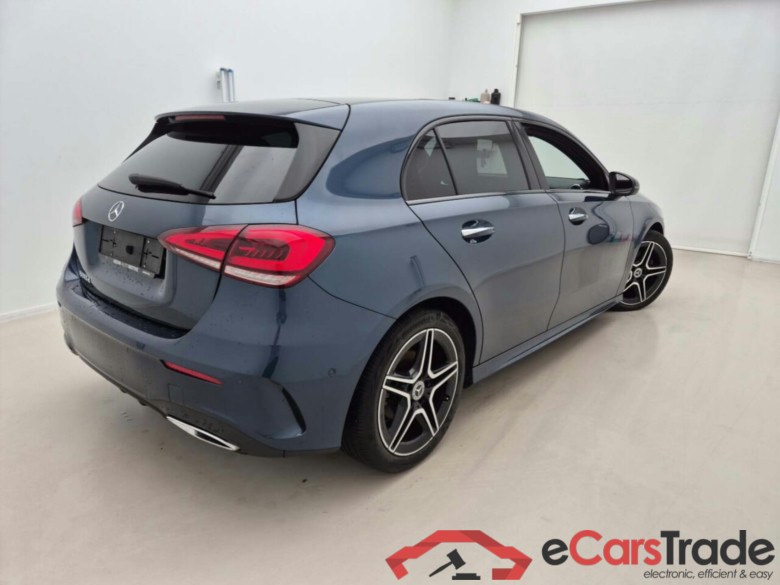 Mercedes A 180d AMG Night Pano LED-MultiBeam Widescreen Burmester Ambient Navi 1/2 Sport-Leather-Alcantara KeylessGo Camera Klima PDC ... #3