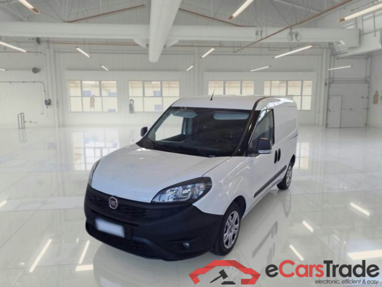 FIAT DOBLÒ CARGO / 2014 / 4P / VETT. FURGONATA CH1 LOUNGE 1.6 MJET 90CV E6D-F SeS