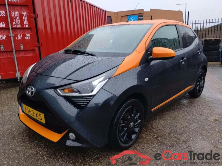 TOYOTA Aygo 1.0 VVT-i x-JBL