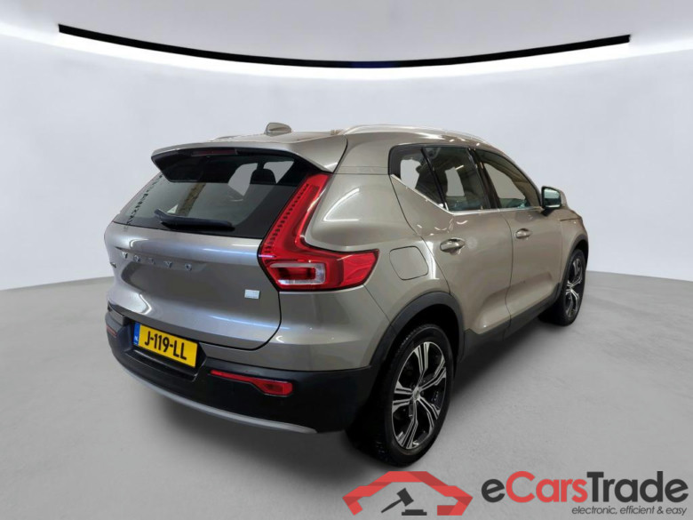 VOLVO XC40 132 kW #5