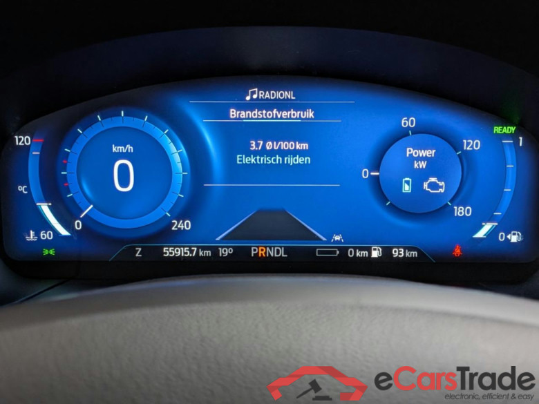 FORD Kuga 2.5 PHEV ST-Line #6