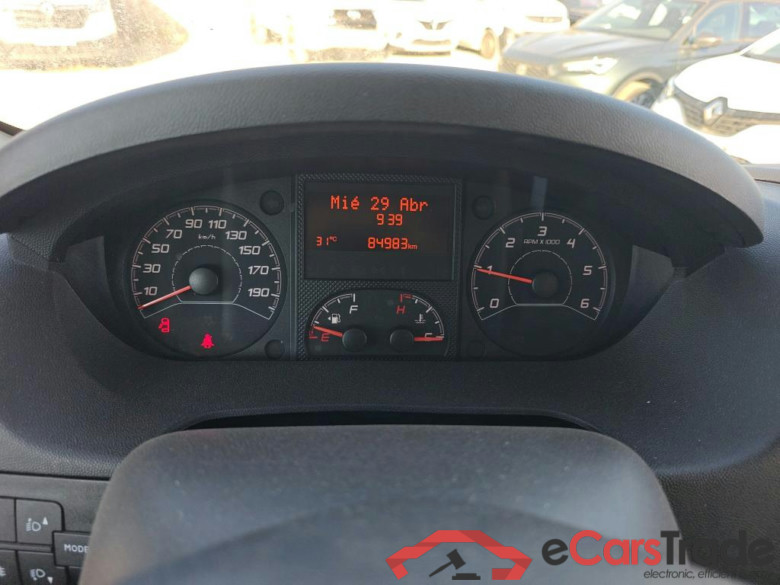 PEUGEOT Boxer / 2014 / 4P / furgón 335 L3 H2 BHDI 103kW (140CV) S&S 6 V. M #4