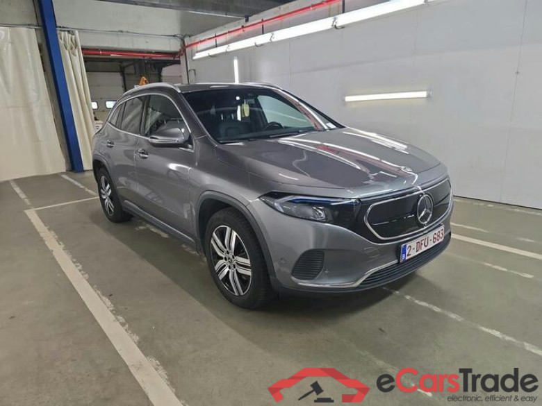 Mercedes EQA EQA EQA 250 Luxury Line 140kW/190pk  5D/P Auto-1 #2