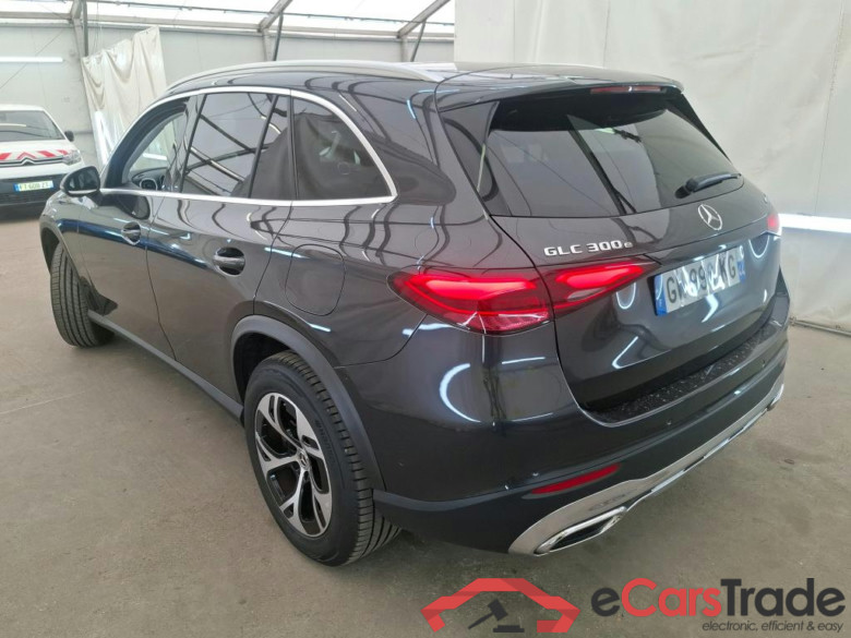 MERCEDES-BENZ GLC / 2022 / 5P / SUV GLC 300 e Avantgarde Line 4MATIC #5