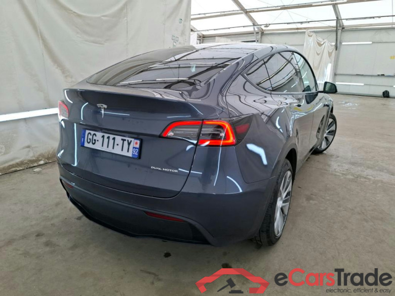 TESLA Model Y 2020 5P SUV Grand Autonomie Dual Motor AWD #4