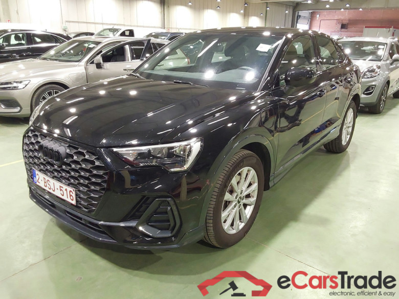 AUDI Q3 Sportback 1.4 45 TFSI E S TRONIC #1