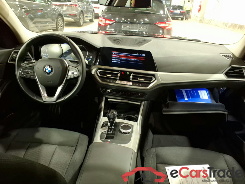 BMW 3 SERIES TOURING 2.0 318DA (110KW) TOURING #6