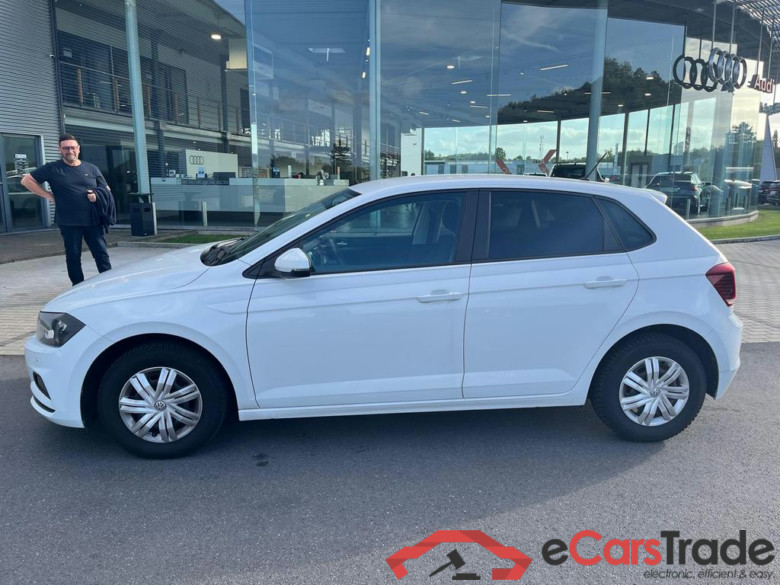 VOLKSWAGEN Polo Trendline 1.0 48 kW (65 ch) 5 vitesses manuel #2