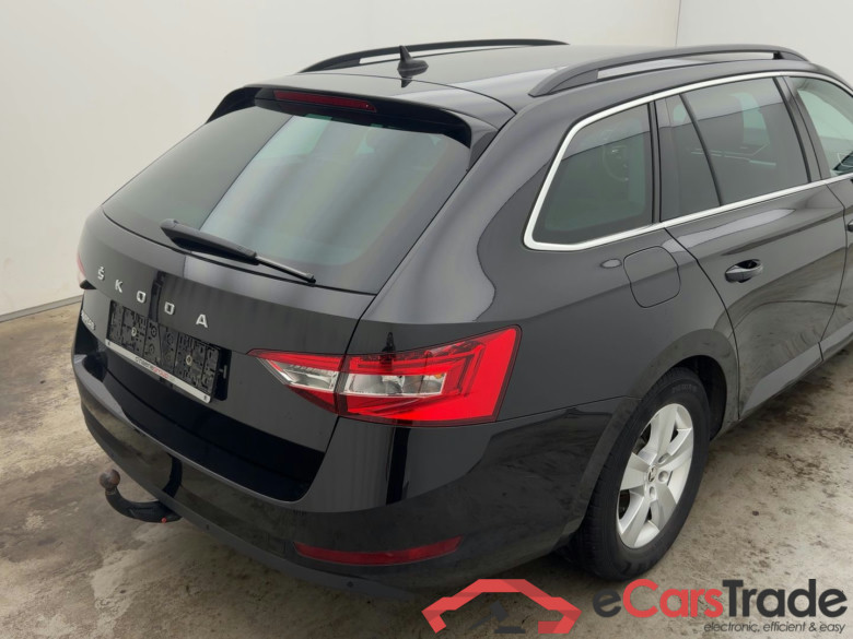 Skoda, Superb Combi FL'19, Skoda Superb Combi 2.0 CRTDI 90kW DSG7 Ambition 5d #4