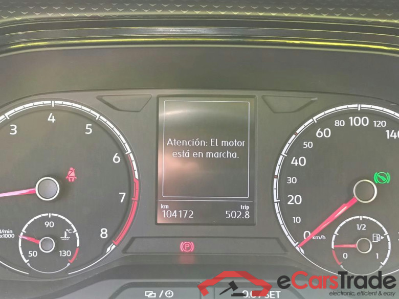VOLKSWAGEN T-Cross / 2018 / 5P / todoterreno Advance 1.0 TSI 85kW (115CV) DSG (AC) #5