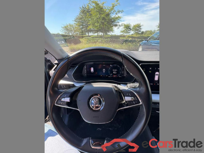 SKODA Octavia Combi Dsl SW 2.0 TDi SCR Ambition #6