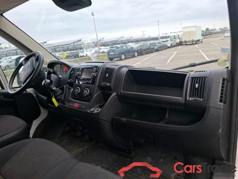 PEUGEOT Boxer 2014 4P Fourgon tôlé BlueHDi 120 ASPHALT 333 L2H2 #5
