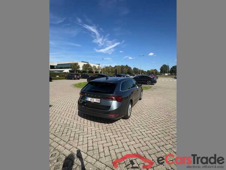 SKODA Octavia Combi Dsl SW 2.0 TDi SCR Ambition DSG (EU6AP) #3