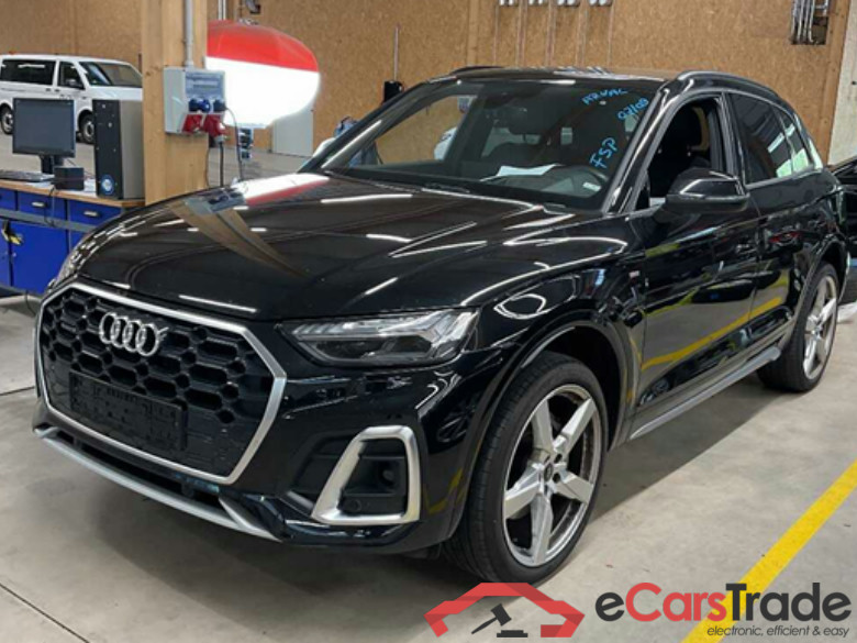 Q5 50 TFSI e quattro S line 2.0 TFSI 220KW AT7 6E #1