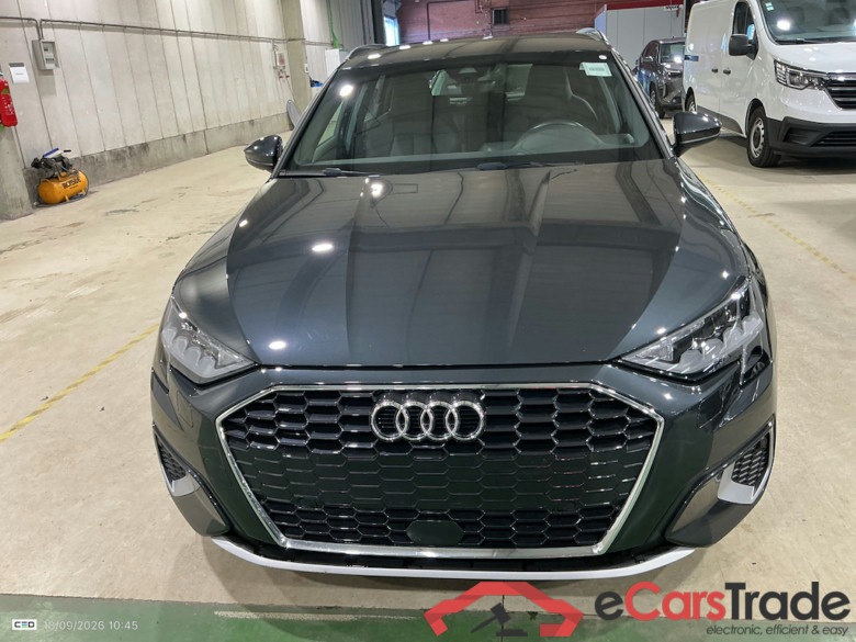 AUDI A3 SPORTBACK 2.0 30 TDI 85KW S TRON. ADVANCED BUS. ED #2