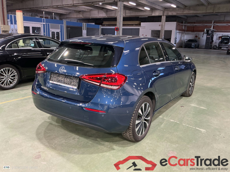 MERCEDES-BENZ A-CLASS 1.3 A 250 E DCT BUSINESS SOLUTION #4