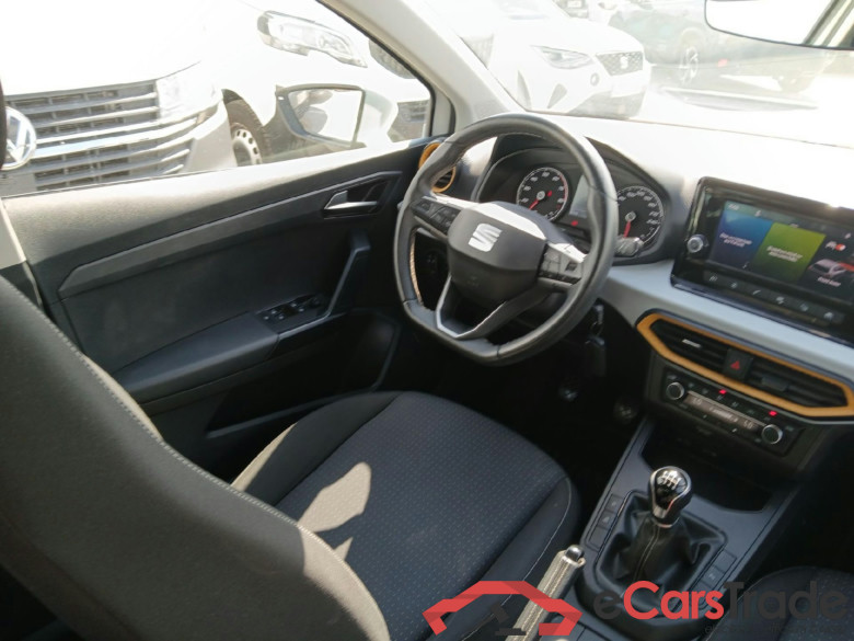 SEAT Ibiza / 2017 / 5P / berlina con portón 1.0 TSI 81kW (110CV) Style Plus (AC2) #3