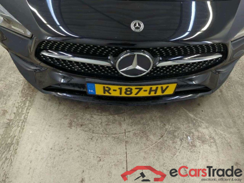 MERCEDES-BENZ CLA-klasse 180 Business Line #4