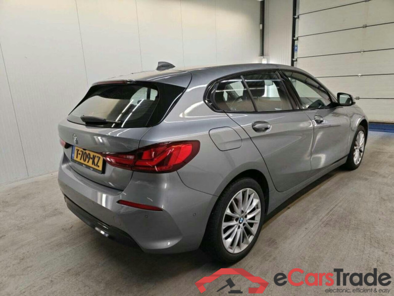 BMW 1-serie 118i Intro Ed. #2