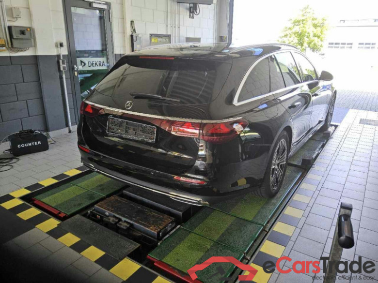 Mercedes-Benz E T-Modell (BM 214)(06.2023->) DE - Kb5 E 220 d EU6d, Avantgarde Advanced, 2023 - 2024 #3